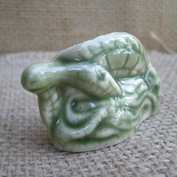 Vintage Wade Whimsies Sea Turtle Figurine - Picture 12 of 13
